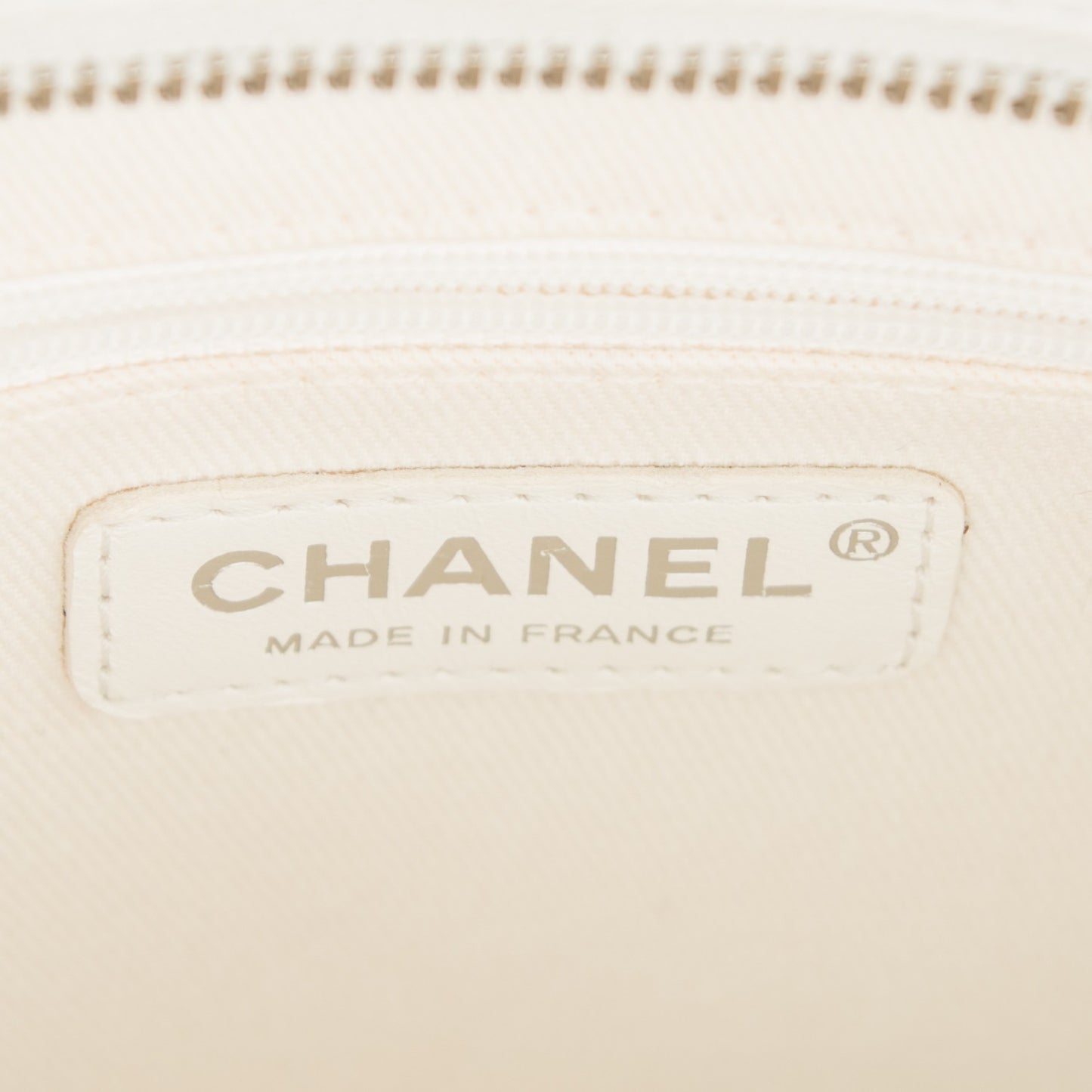 Caviar Quilted Medallion Tote White