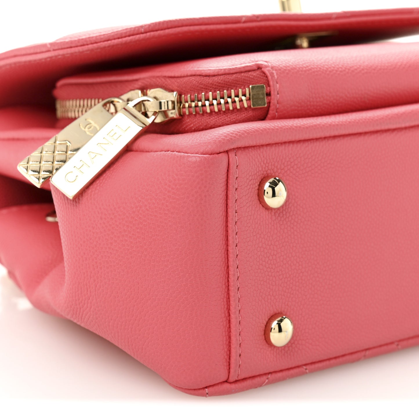 Caviar Quilted Small Business Affinity Flap Coral