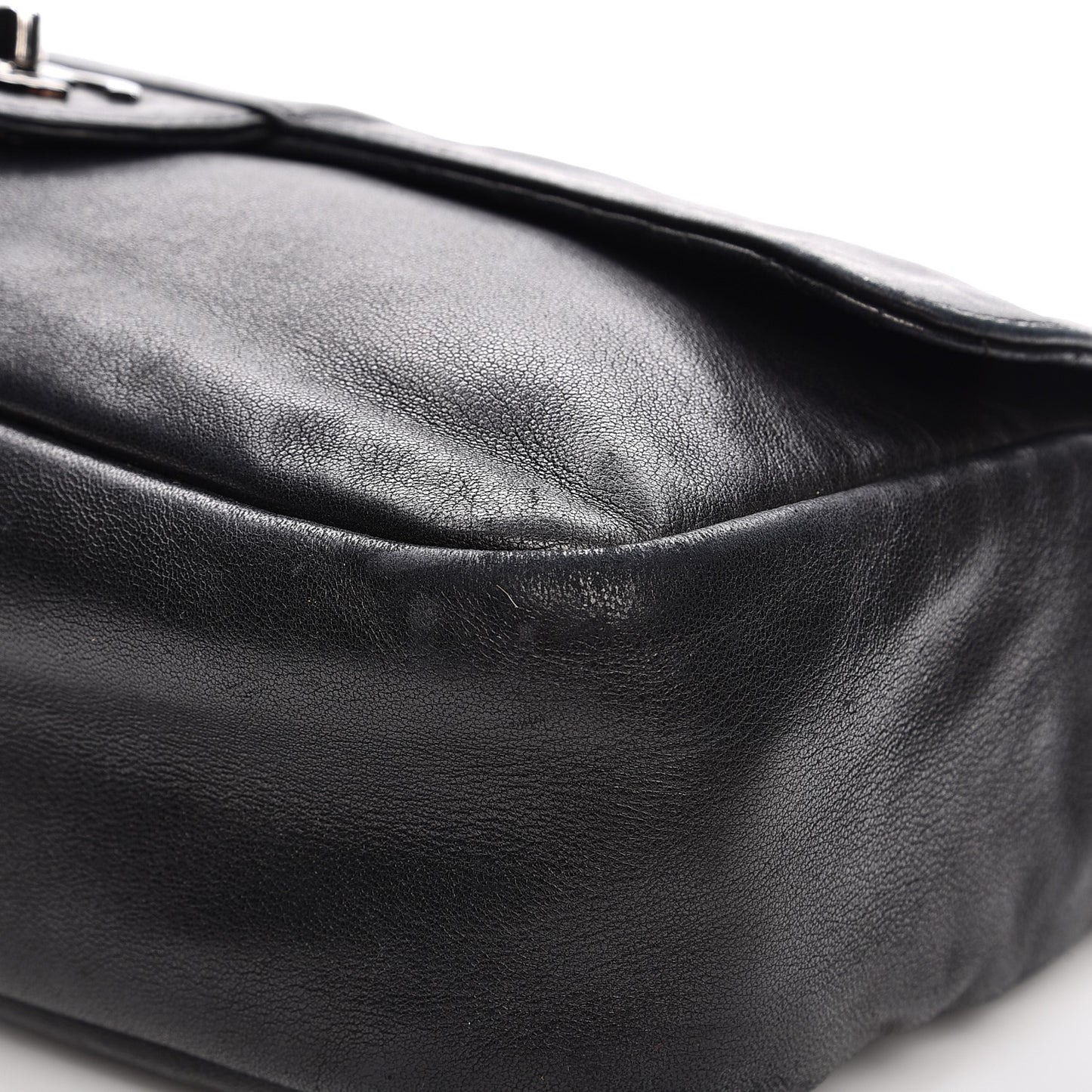 Lambskin Medium Soft and Chain Flap Black