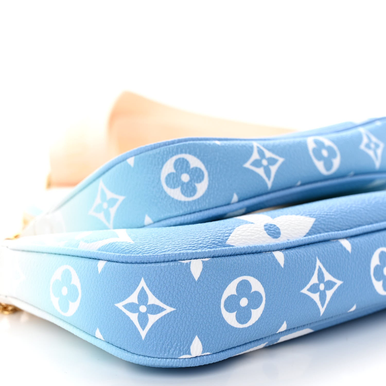 Louis Vuitton Monogram Giant By The Pool Multi Pochette Accessories Blue 10 of 11