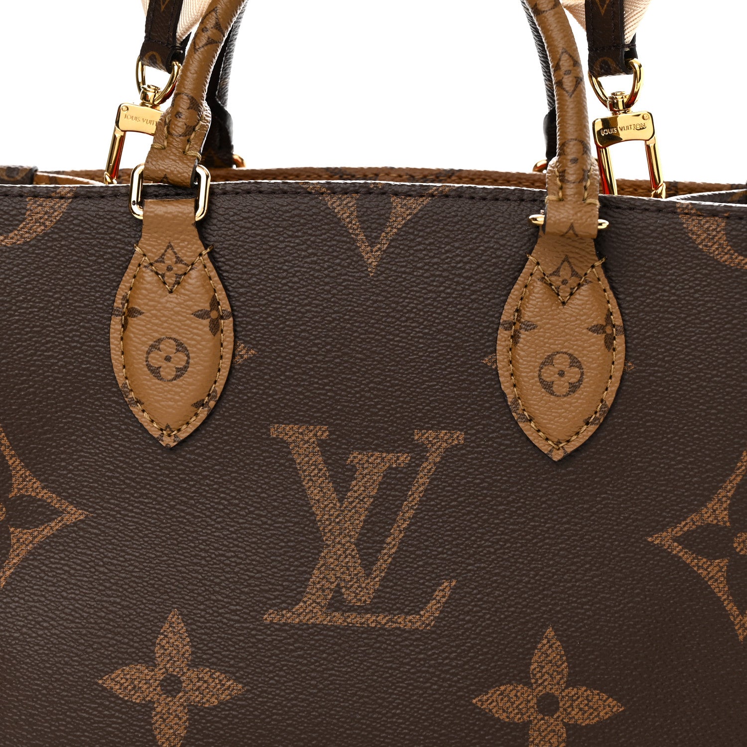 Louis Vuitton Reverse Monogram Giant Onthego PM 7 of 10