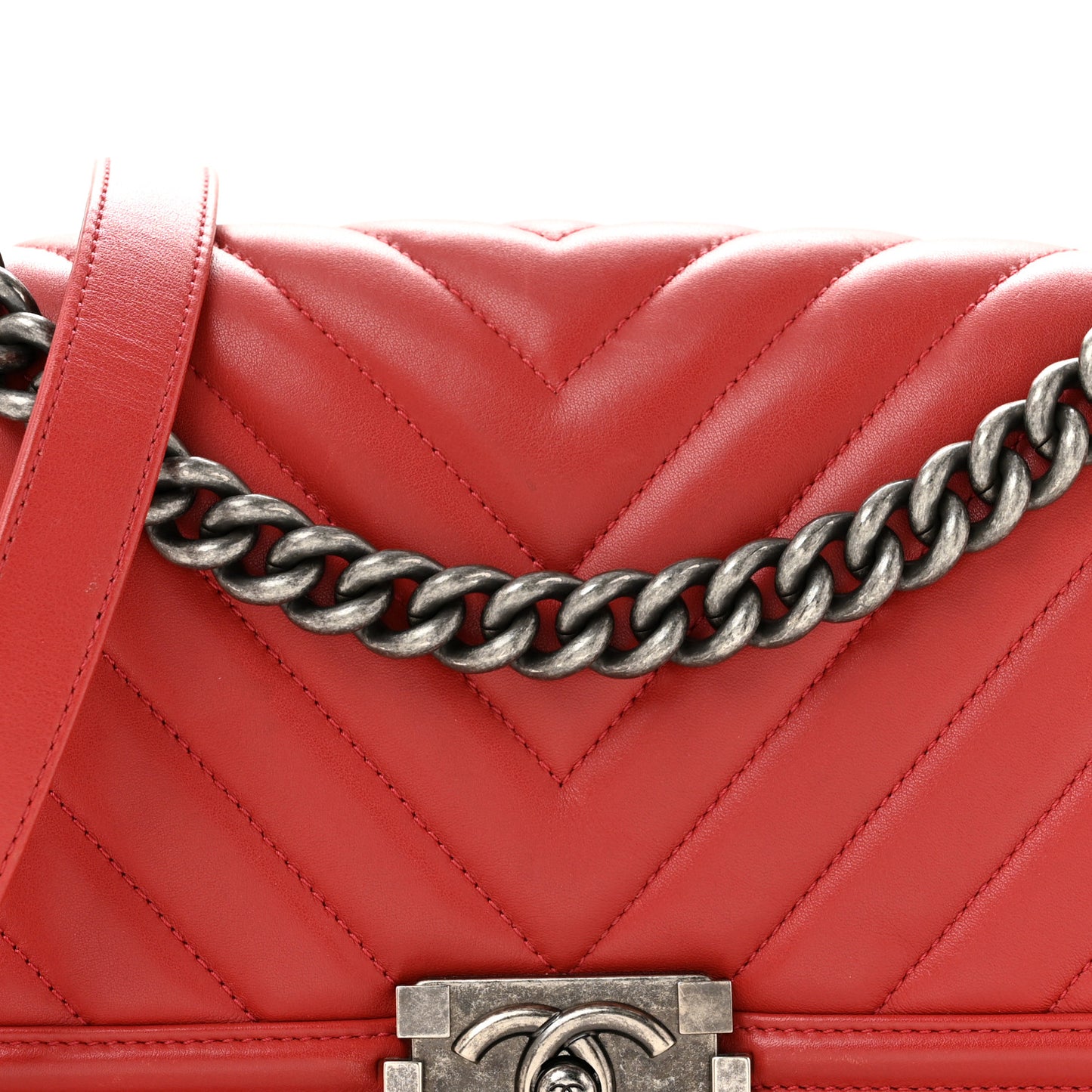 Calfskin Chevron Quilted Medium Boy Flap Red