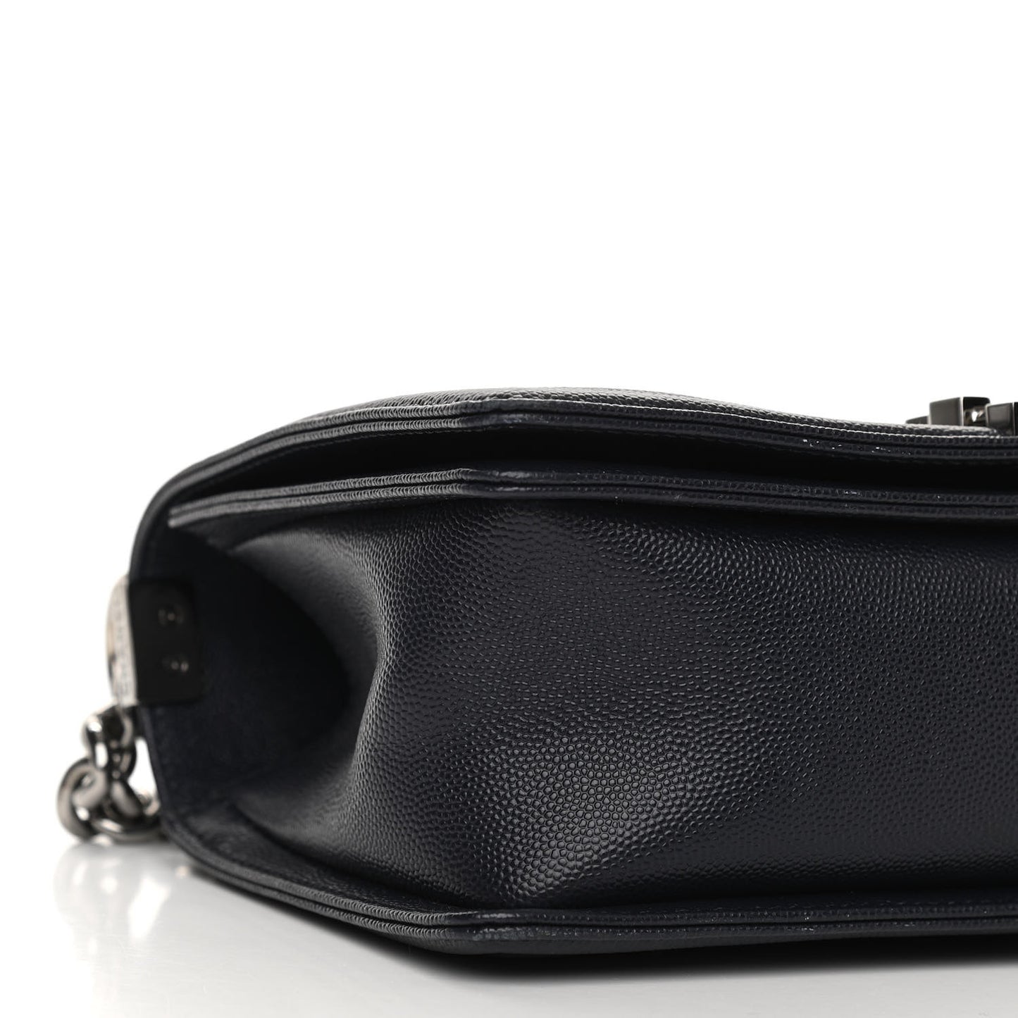 Caviar Chevron Quilted Medium Boy Flap Black