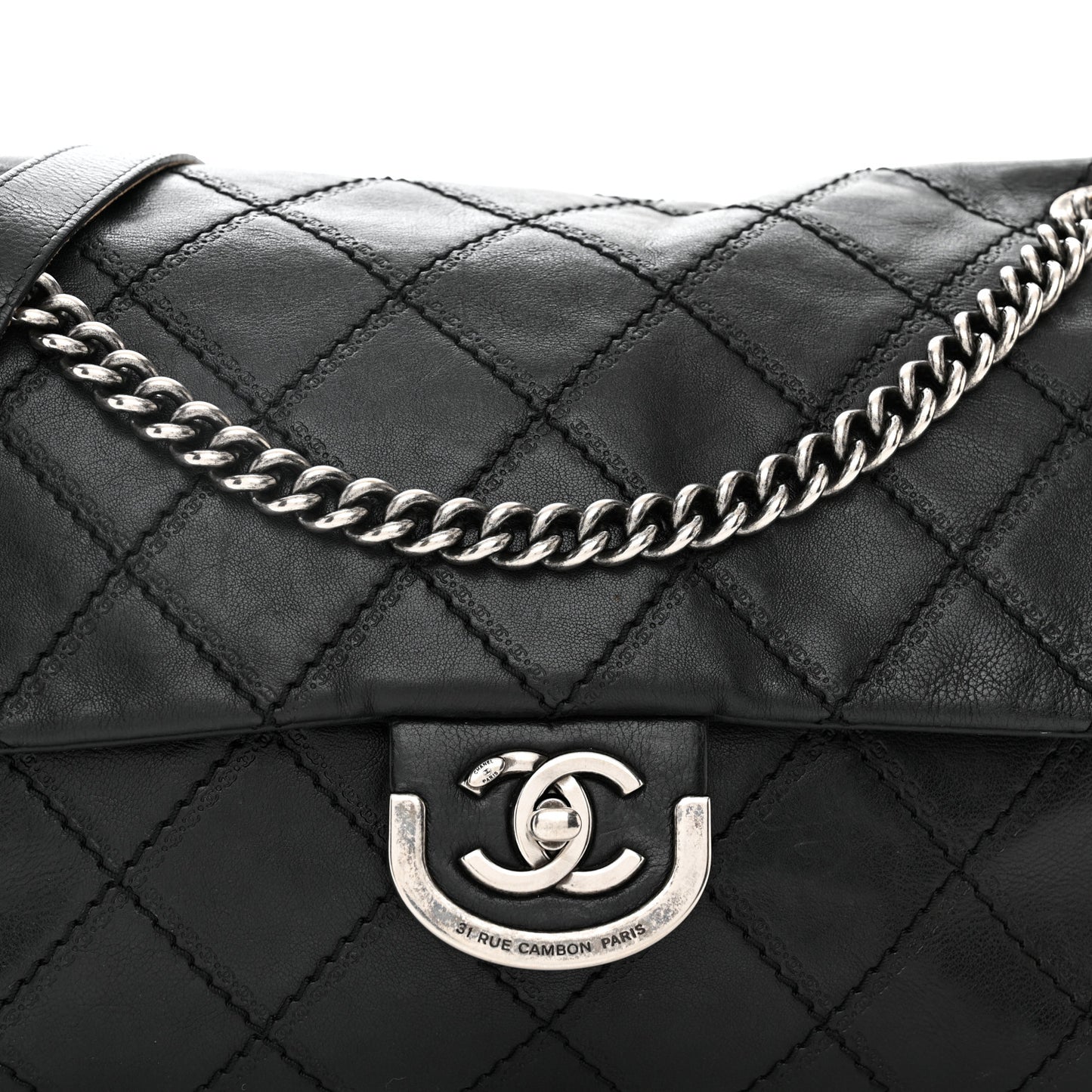 Calfskin Quilted Jumbo Coco Sporran Flap Black