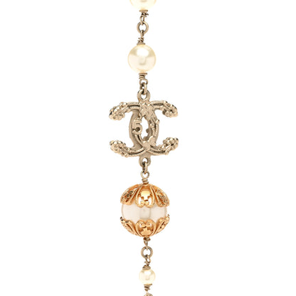 Chanel Pearl Symbols CC Necklace Gold 4 of 5