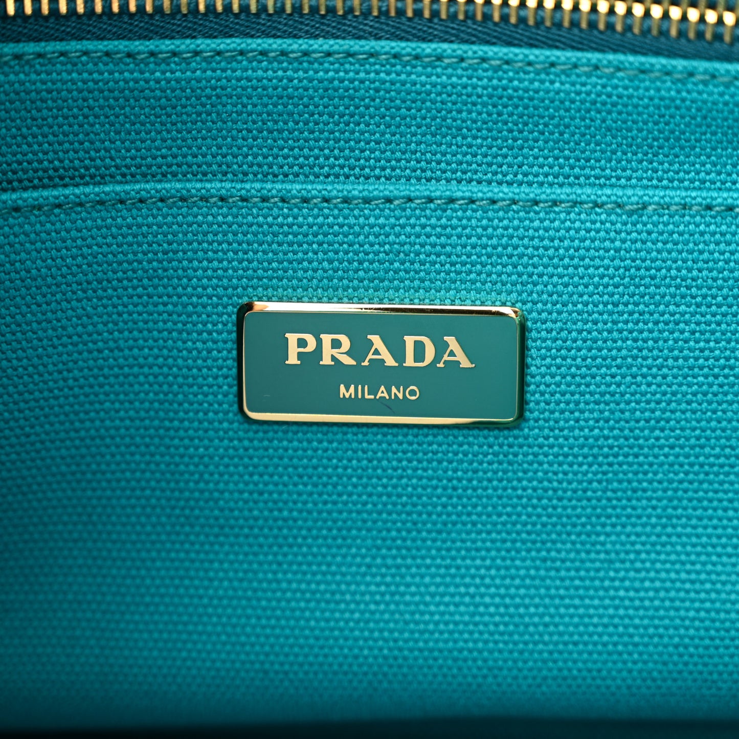 Canapa Small Logo Tote Pavone