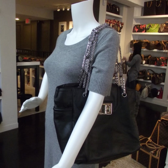 Leather Mademoiselle Lock Large Shopper Tote Black