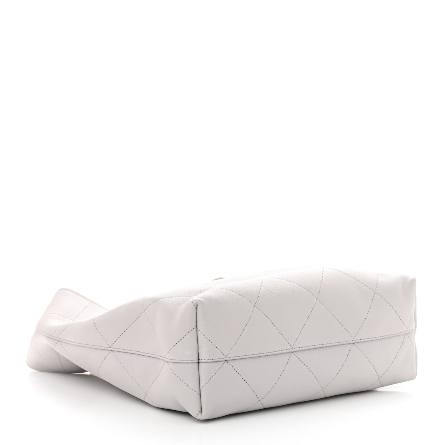 Shiny Lambskin Lambskin Quilted Medium Hobo Grey