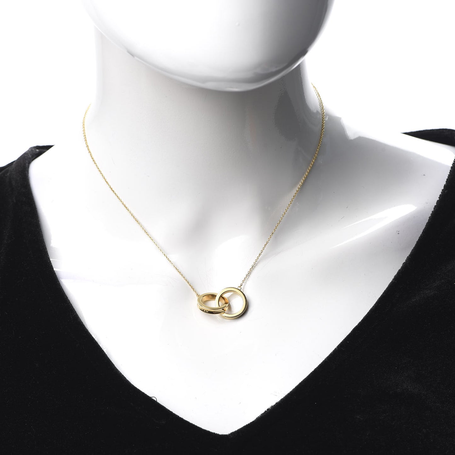 18K Yellow Gold 1837 Interlocking Circles Pendant Necklace