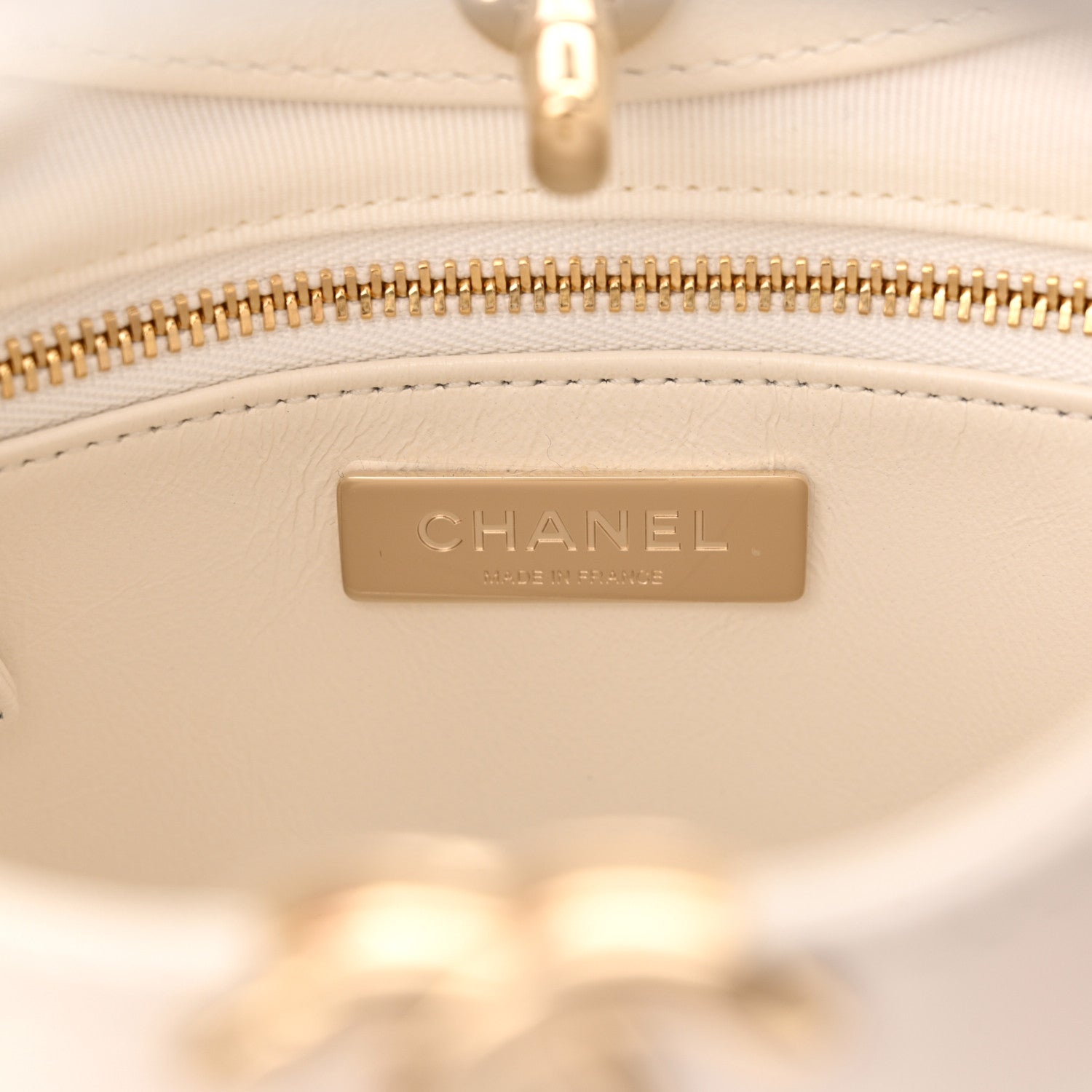 Chanel Shiny Lambskin Quilted Mini 31 Shopping Bag White 7 of 11