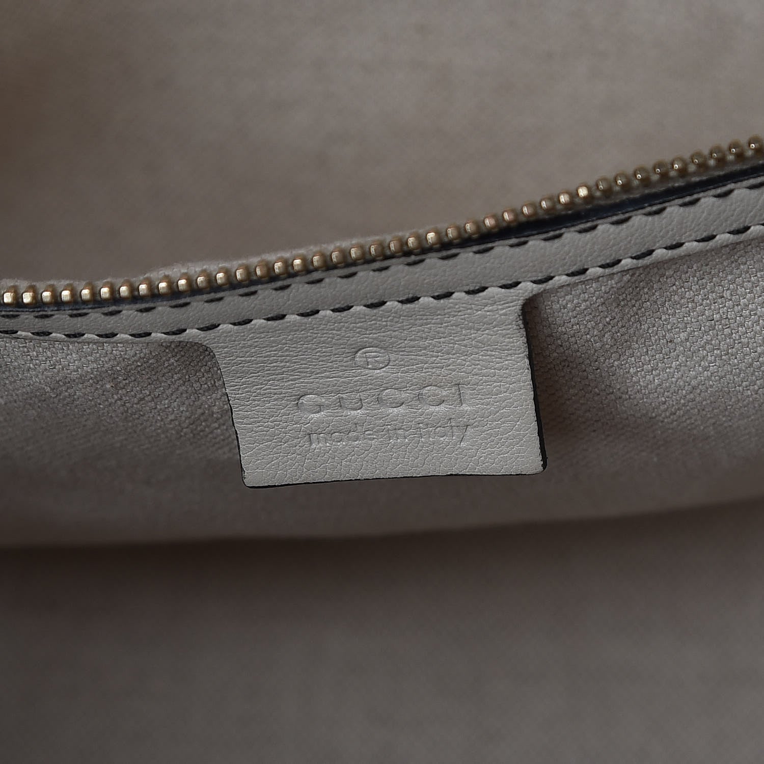 Gucci Guccissima Signature Medium Emily Shoulder Bag Mystic White 6 of 14