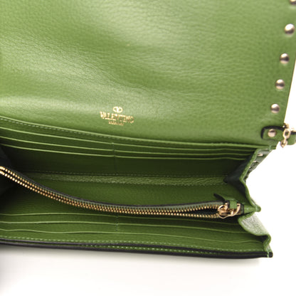 Valentino Garavani Pebbled Calfskin Rockstud Flap Wallet On Chain Deep Clover 5 of 13