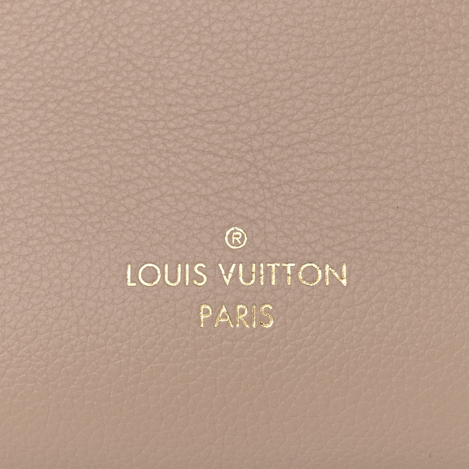 Louis Vuitton Mahina On My Side PM Galet 9 of 9