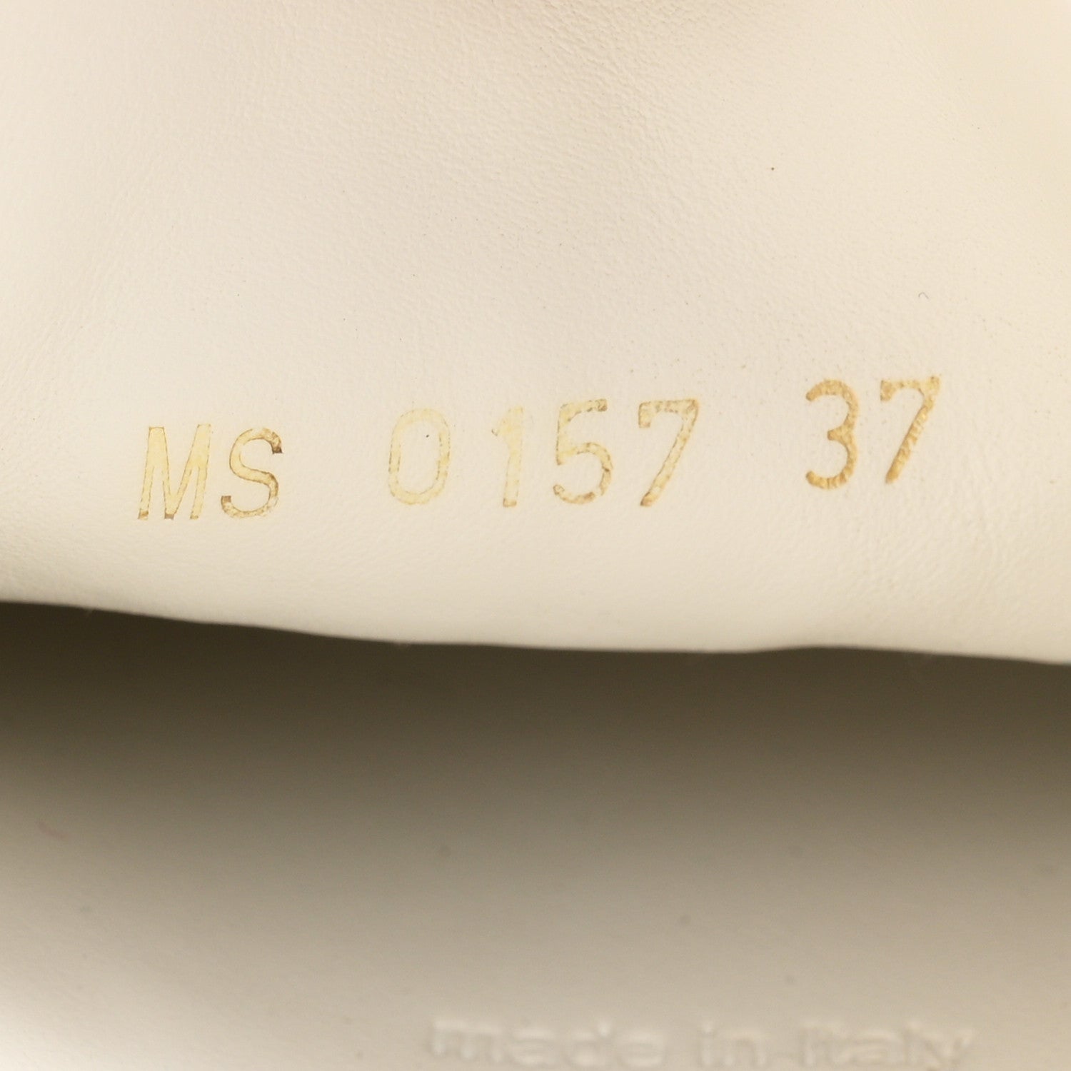 Louis Vuitton Reverse Monogram Frontrow Sneakers 37 9 of 9