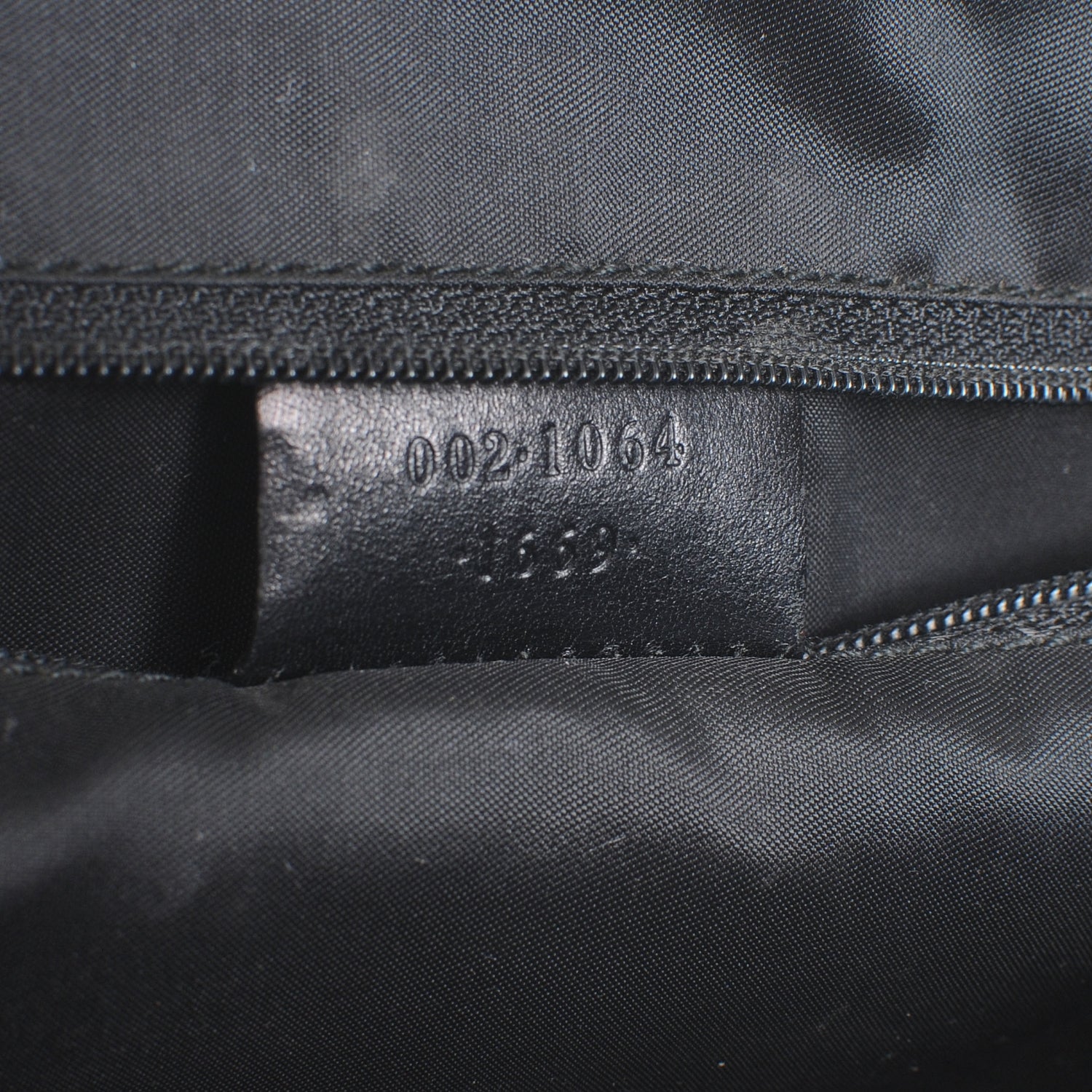 Gucci Canvas Monogram Shoulder Bag Black 7 of 8