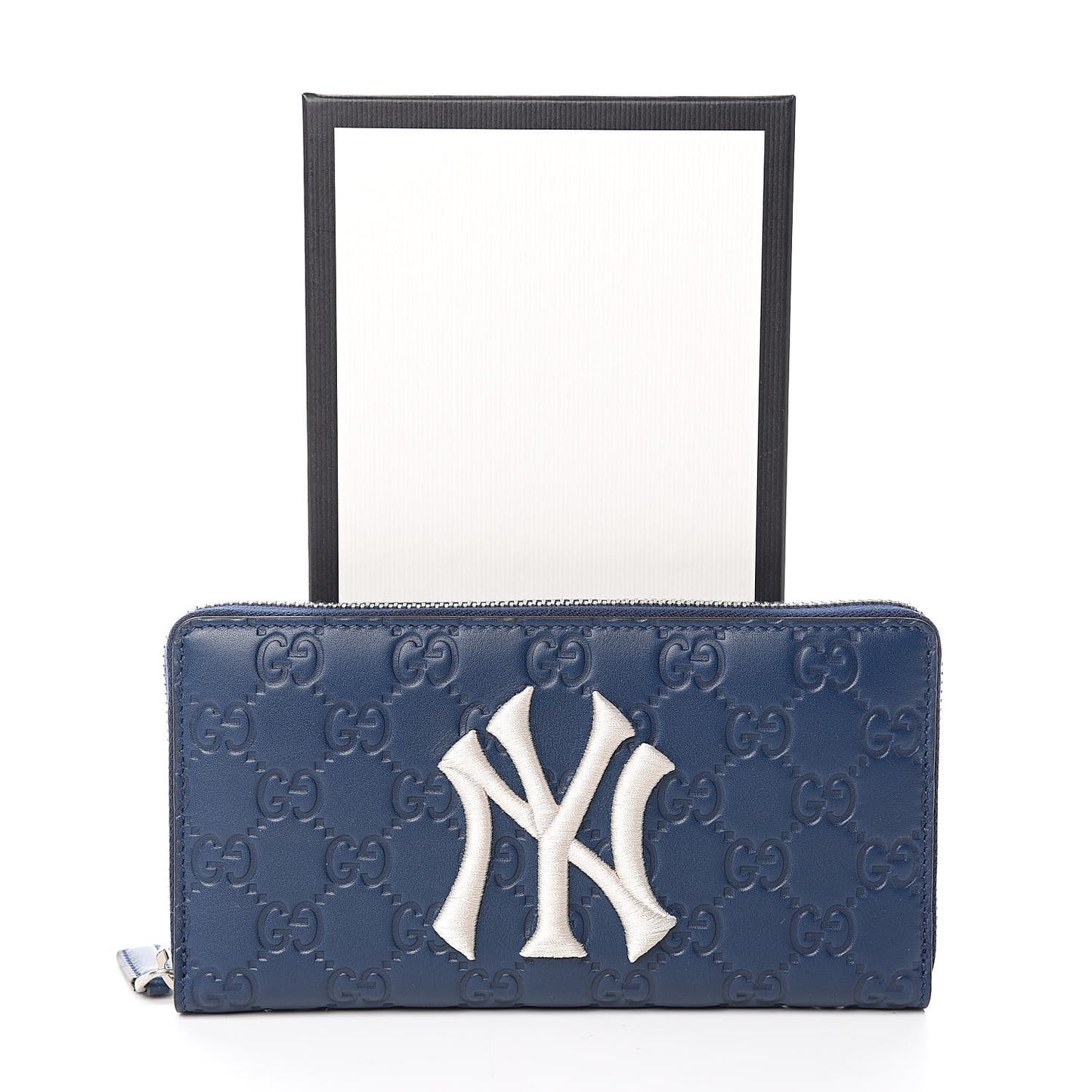 X MLB Guccissima Signature NY Yankees Embroidered Zip Around Wallet Royale Ivory