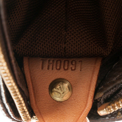 Louis Vuitton Monogram Cabas Mezzo 9 of 9