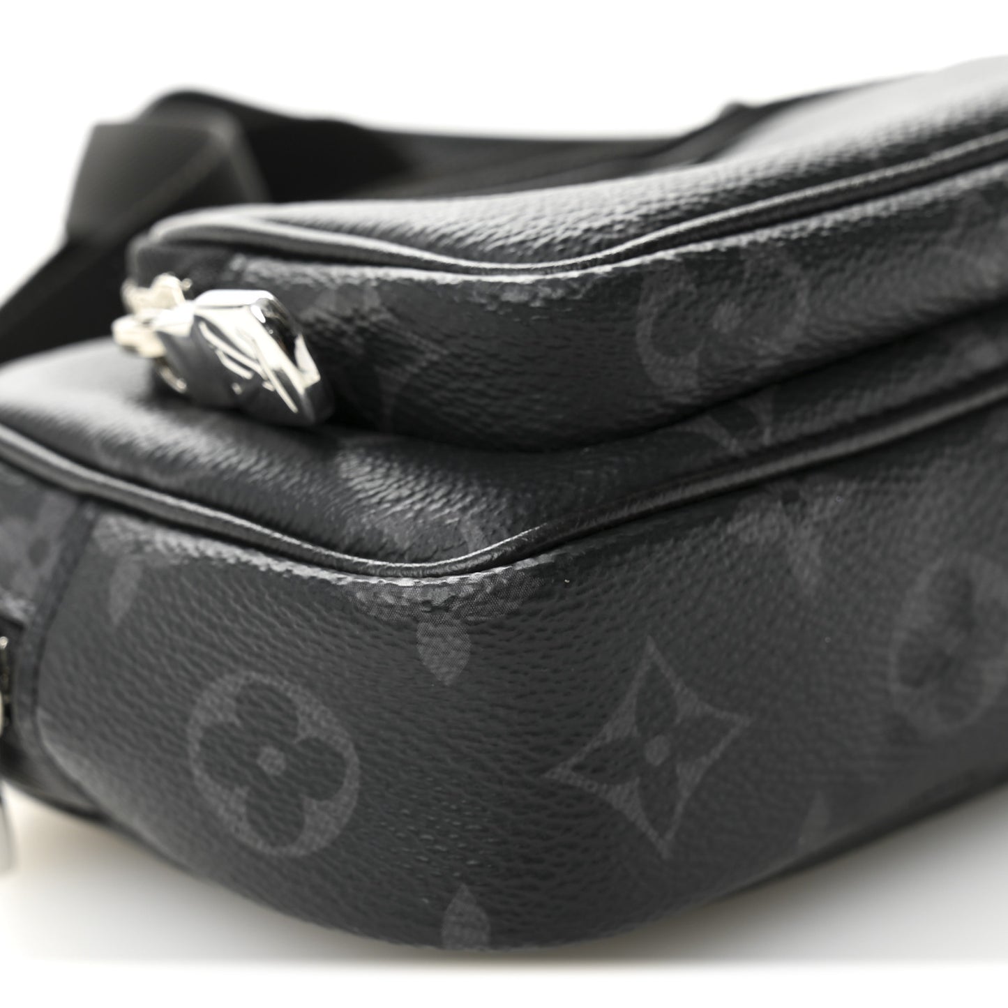 Monogram Eclipse Taigarama Outdoor Pouch Black