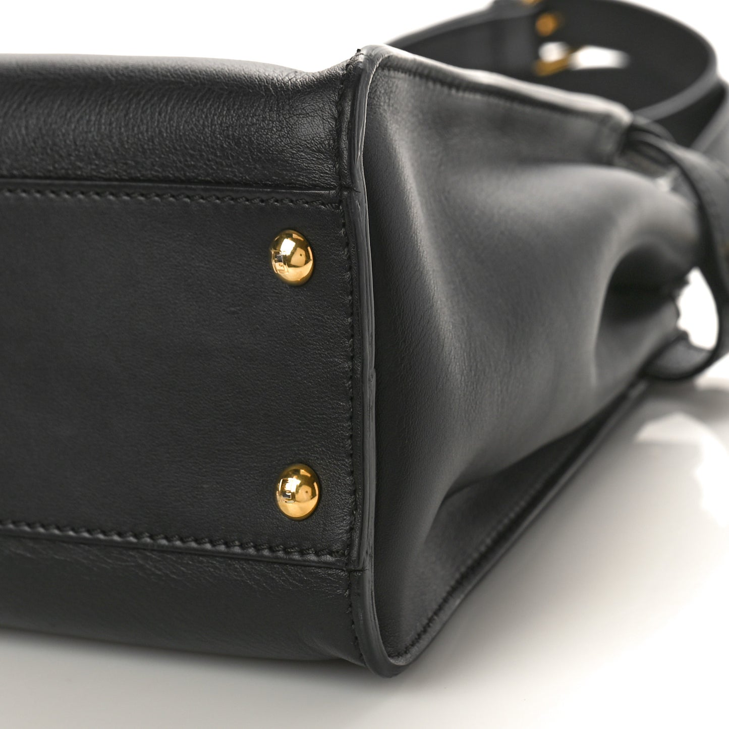 Vitello Seta Shiny Nappa Medium Peekaboo Iconic Satchel Black