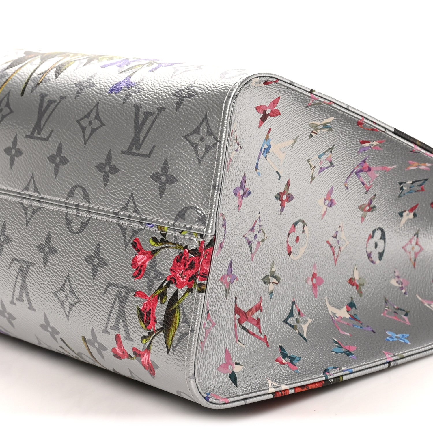 Louis Vuitton Metallic Monogram LV Garden OnTheGo MM Silver 9 of 9
