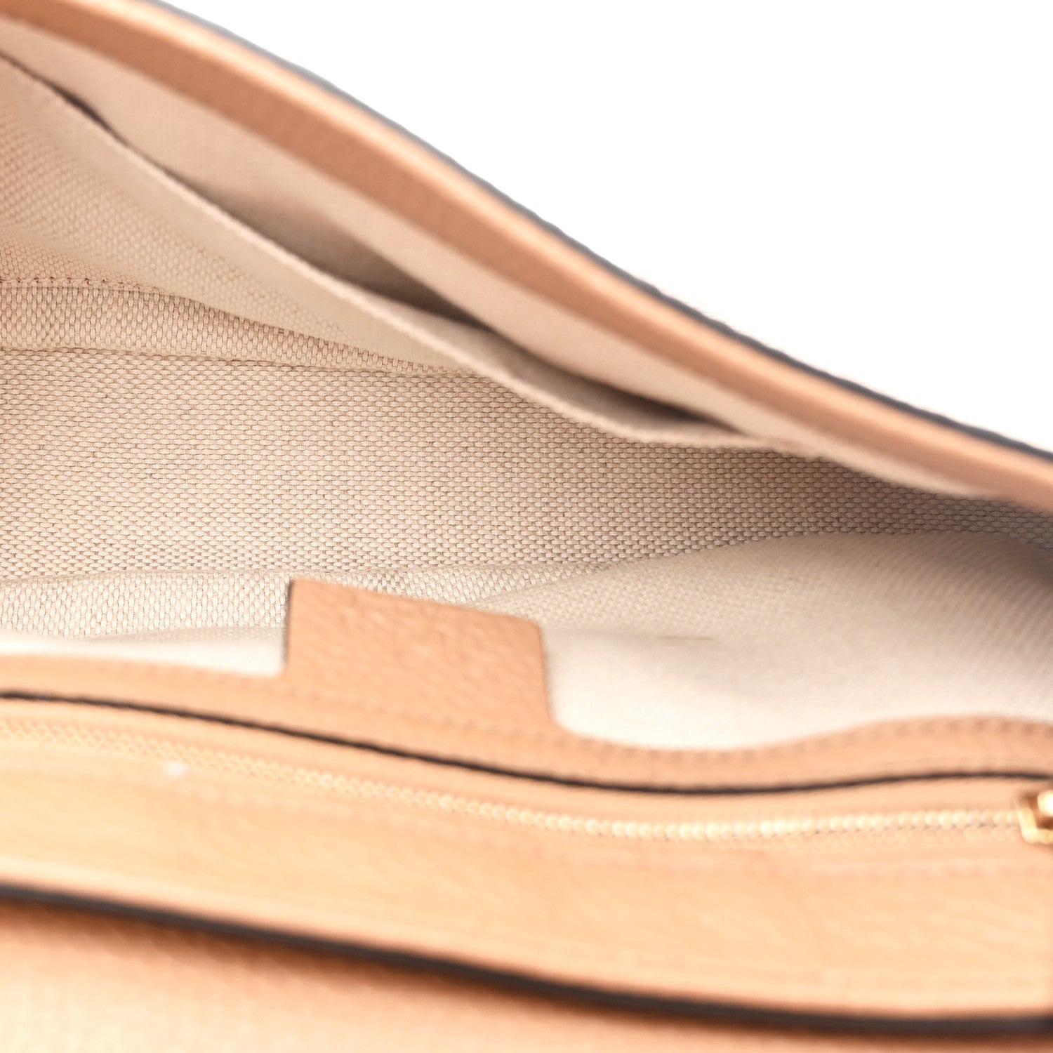 Gucci Pebbled Calfskin Medium Soho Flap Crossbody Camelia 5 of 10