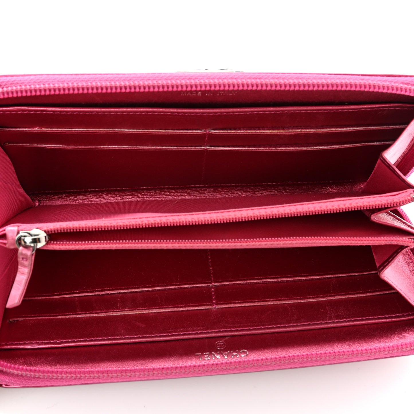 Metallic Patent Calfskin Quilted Boy L-Gusset Zip Wallet Pink