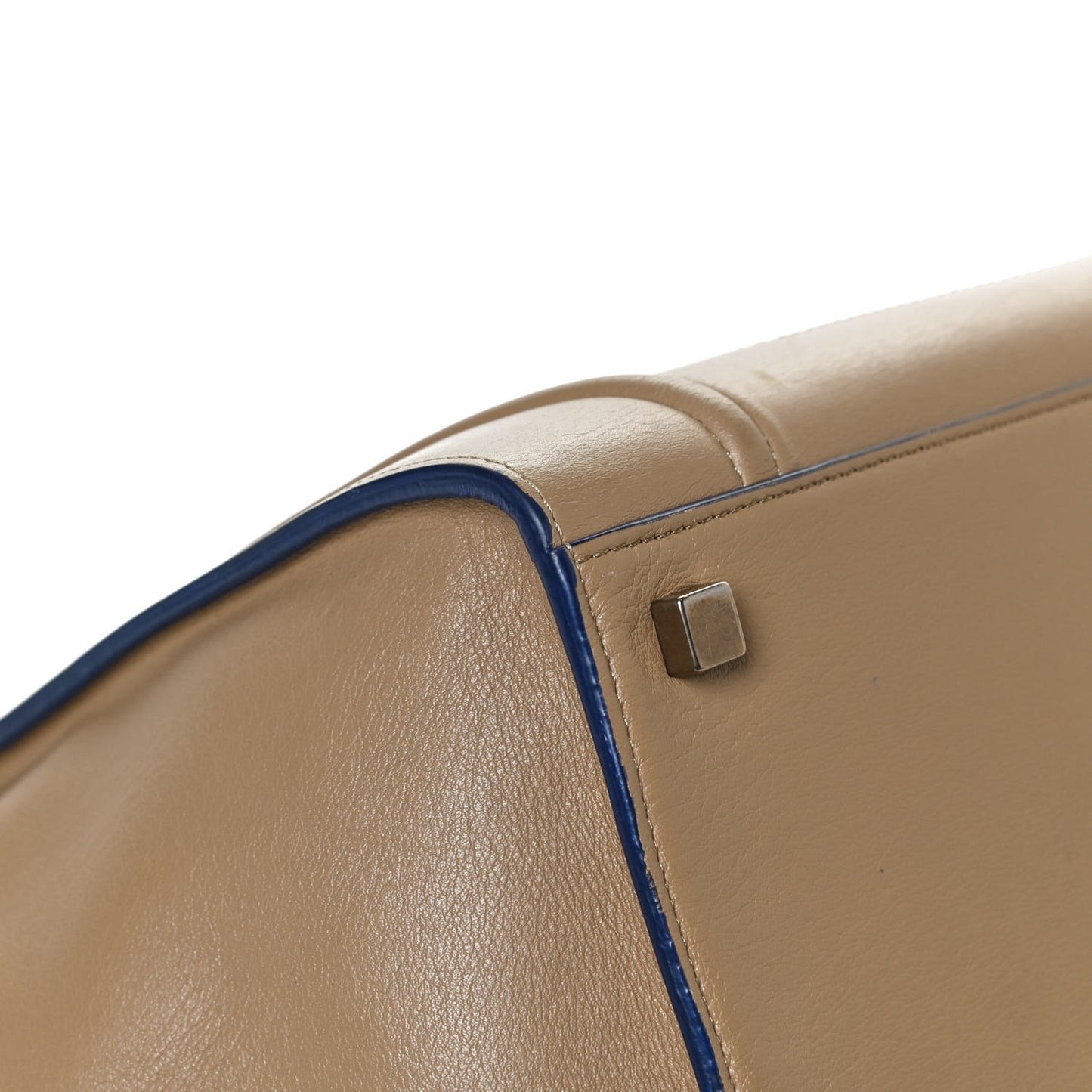 Smooth Calfskin Medium Phantom Luggage Sand