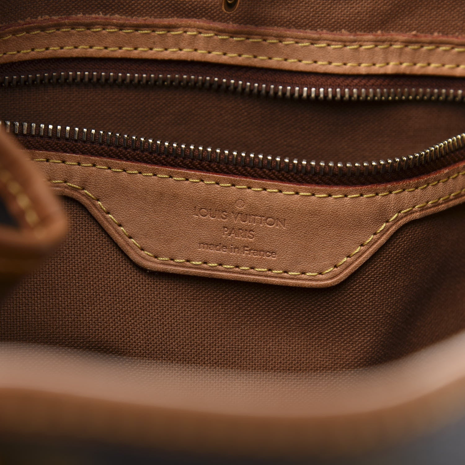 Louis Vuitton Monogram Batignolles Horizontal 6 of 12