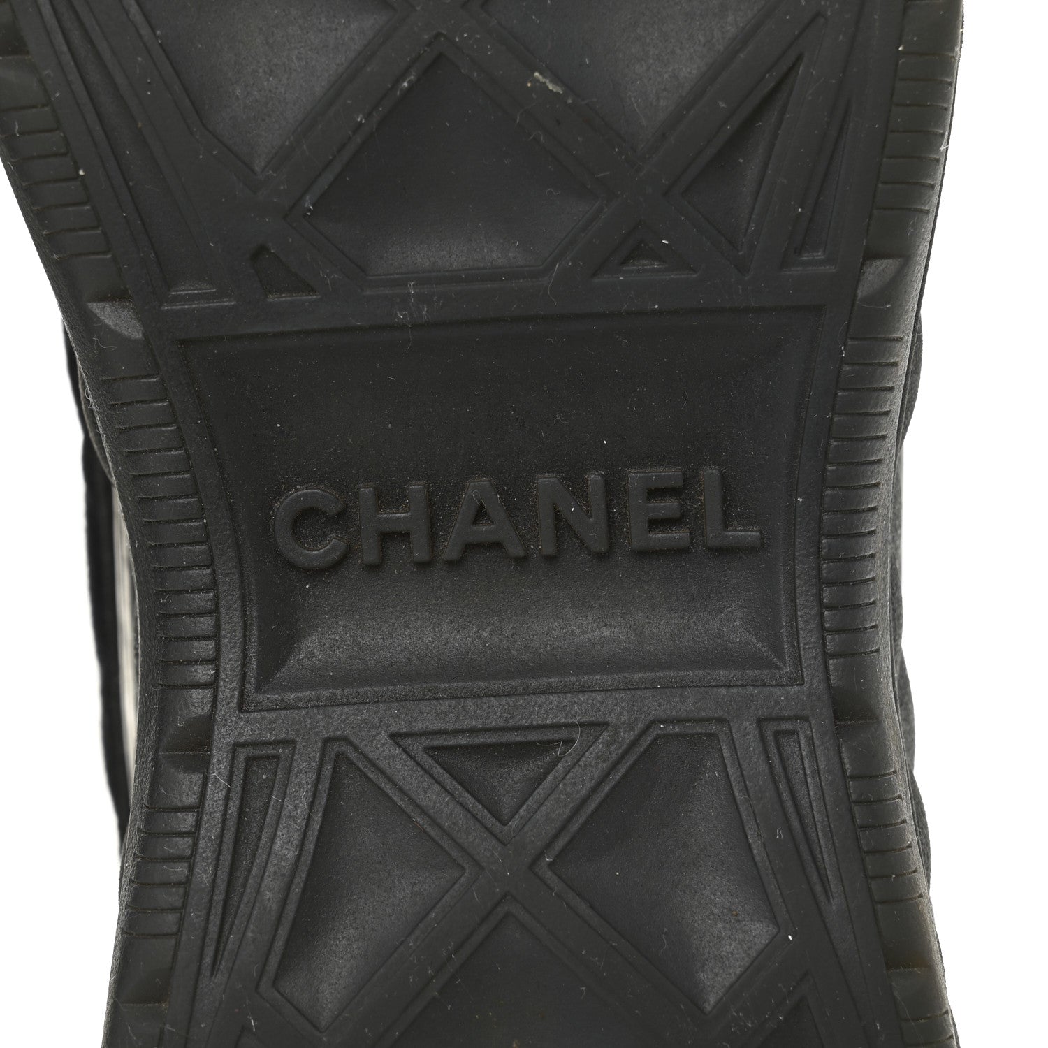 Chanel Suede Calfskin Mixed Fibers CC Sneakers 40.5 Black 7 of 9
