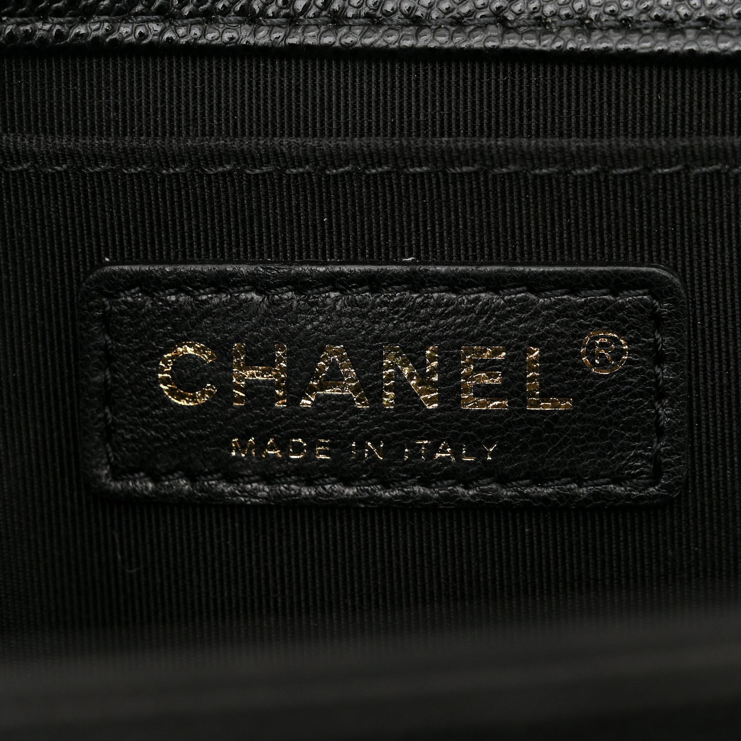 Caviar Quilted Medium Boy Flap Black