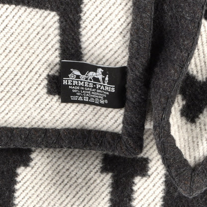 Hermes Wool Cashmere Avalon Blanket Ecru Gris Fonce 3 of 3