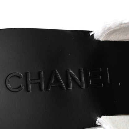 Chanel Cotton Tweed Fabric Lambskin CC Thong Sandal 40 White Gold Black 8 of 10