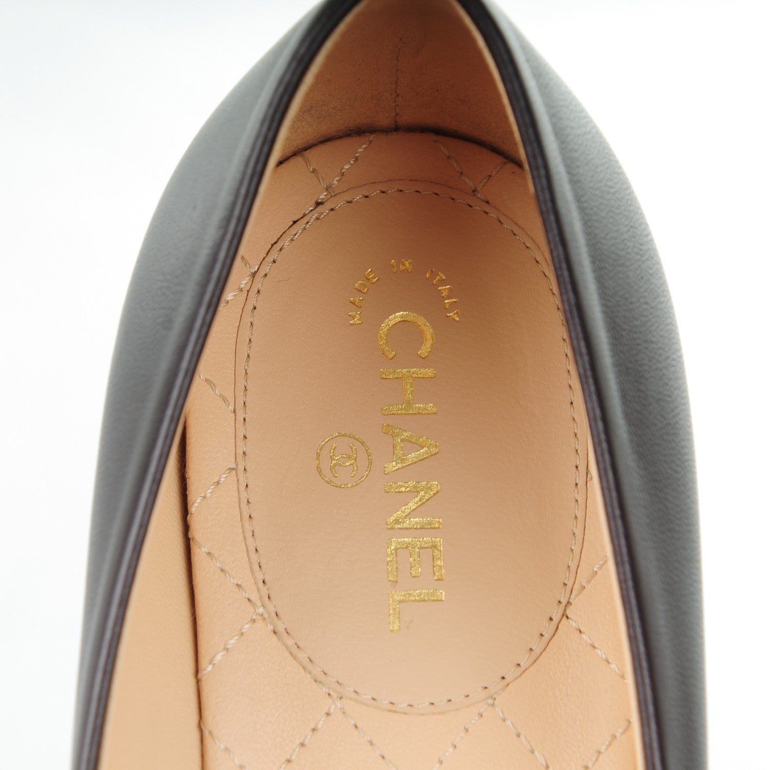 Chanel Lambskin CC Cap Toe Low Heel Pumps 38.5 Dark Brown Black 7 of 7