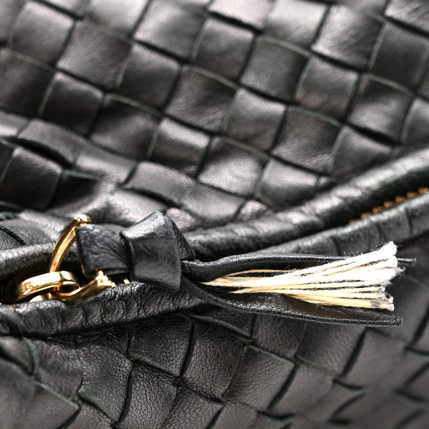 Nappa Intrecciato Medium Veneta Hobo Black