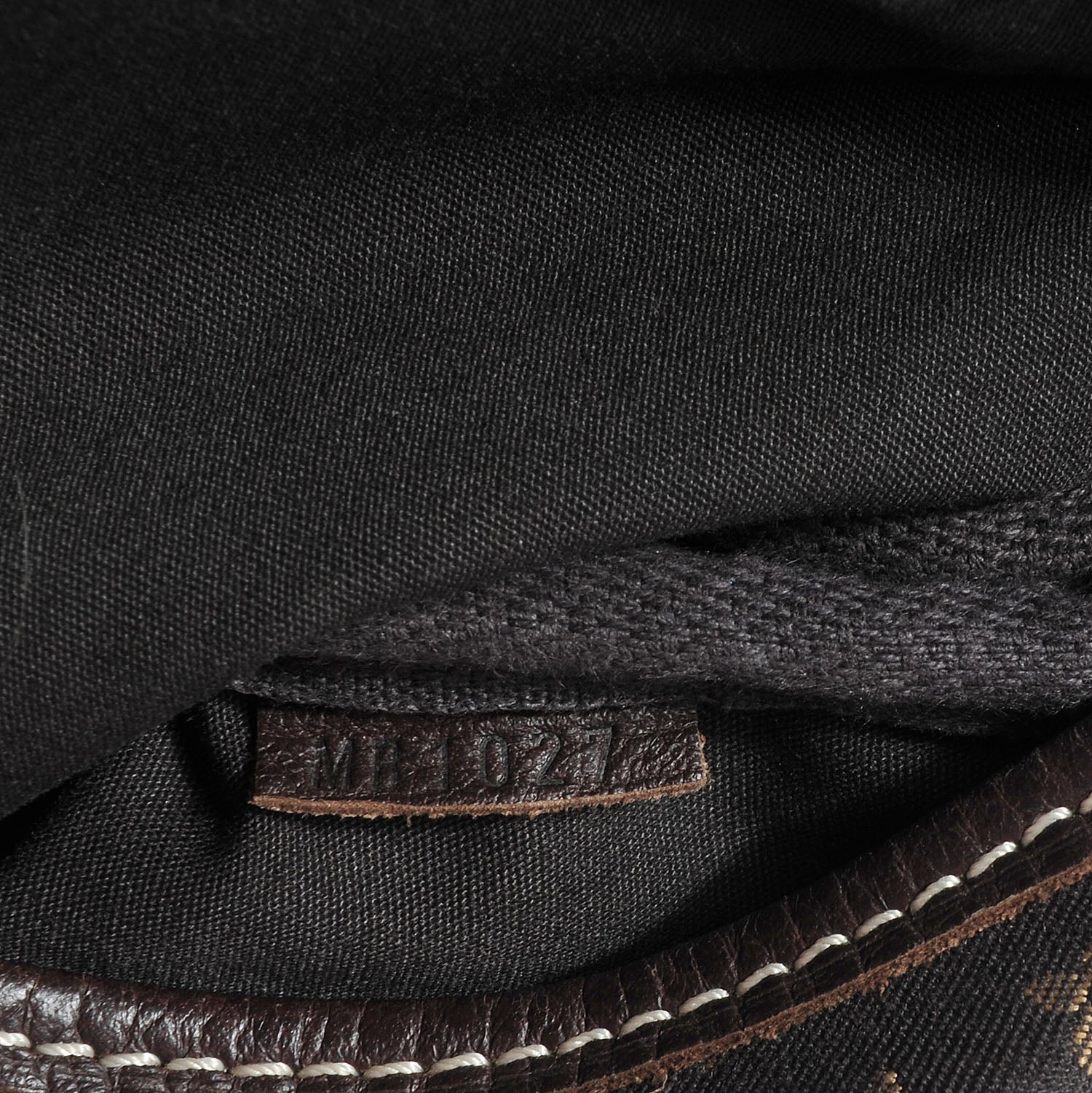 Louis Vuitton Monogram Mini Lin Saumur Ebene 7 of 7