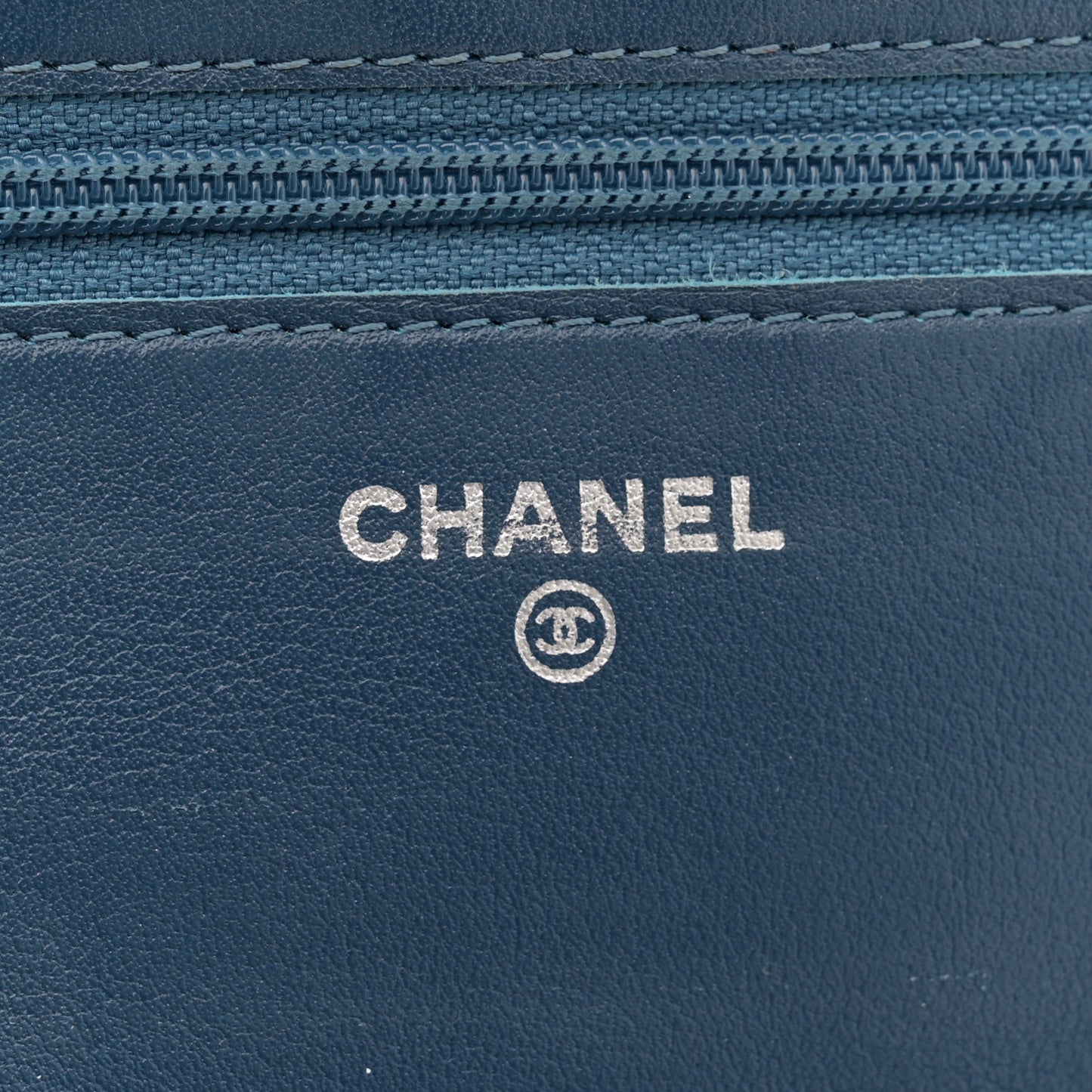 Patent Quilted Brilliant Wallet On Chain WOC Blue