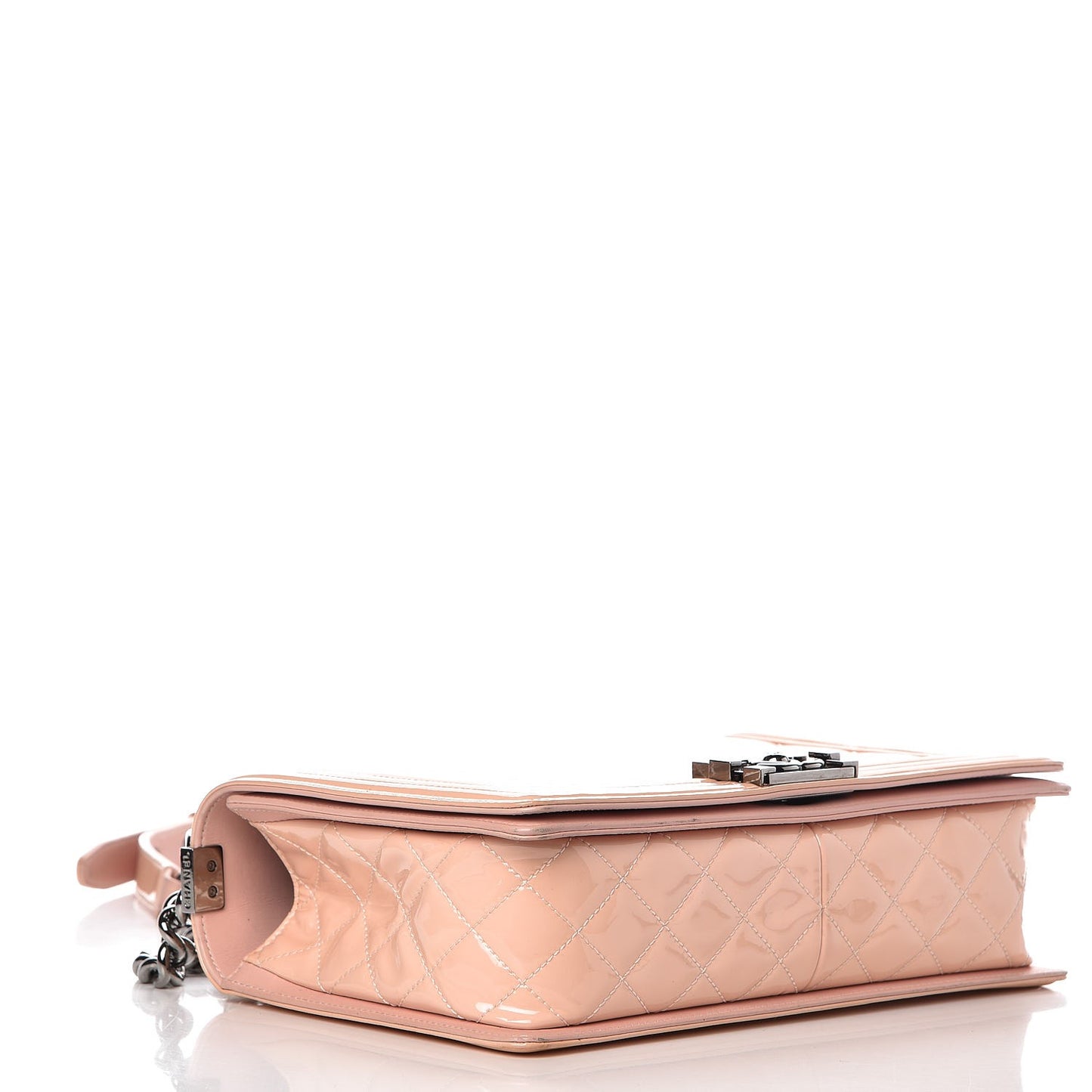 Patent Chevron New Medium Boy Flap Light Pink