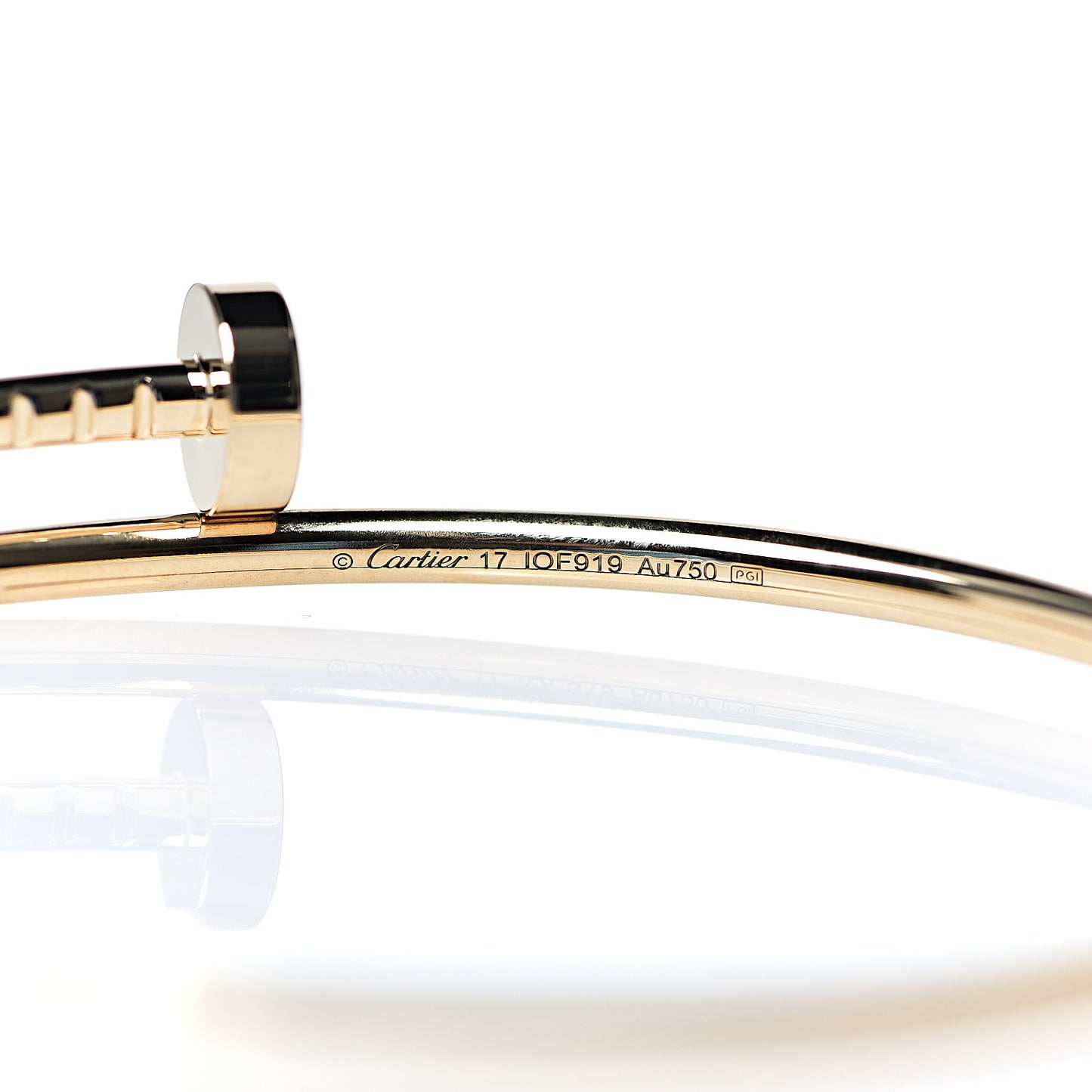 18K Yellow Gold Small Juste Un Clou Bracelet 17