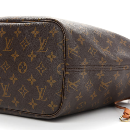 Louis Vuitton Monogram Neverfull MM 9 of 12