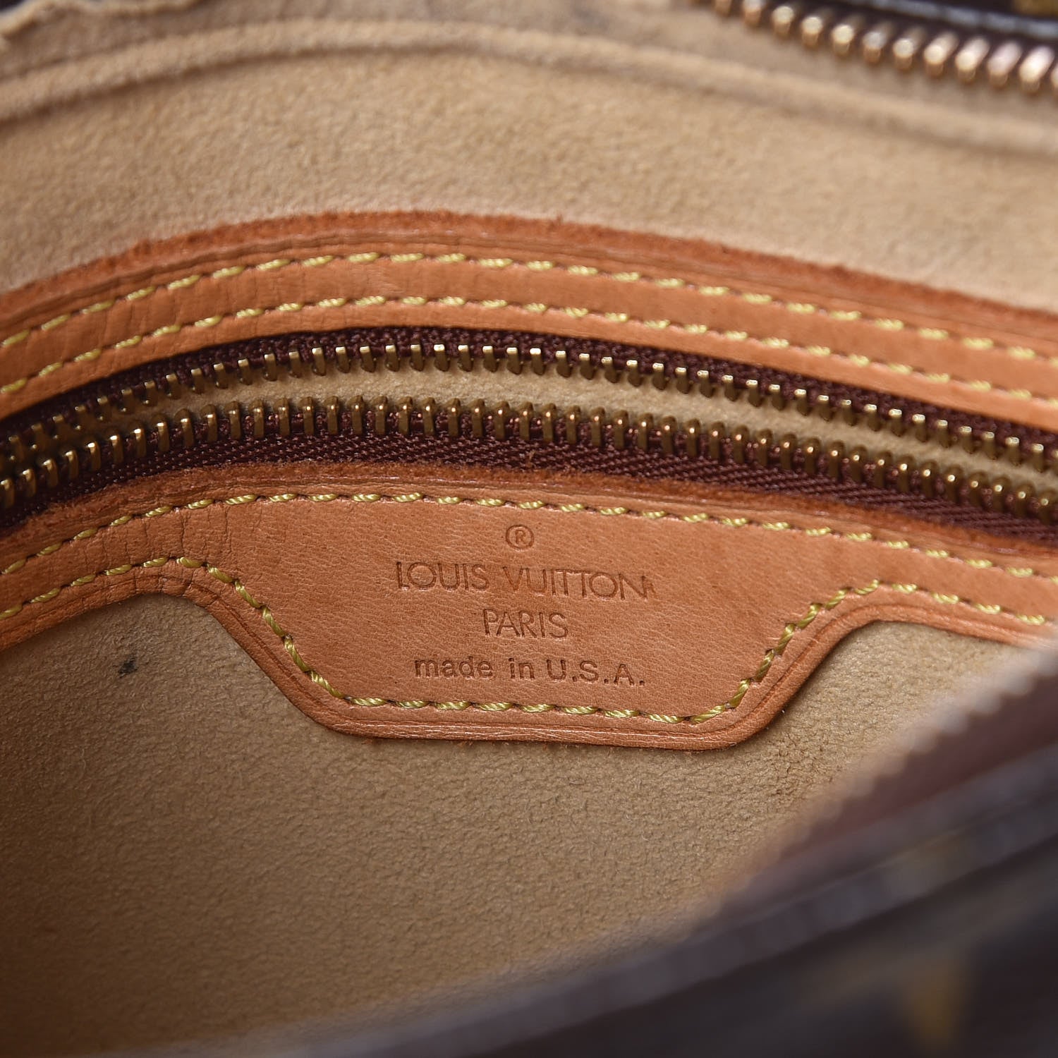 Louis Vuitton Monogram Looping MM 8 of 9