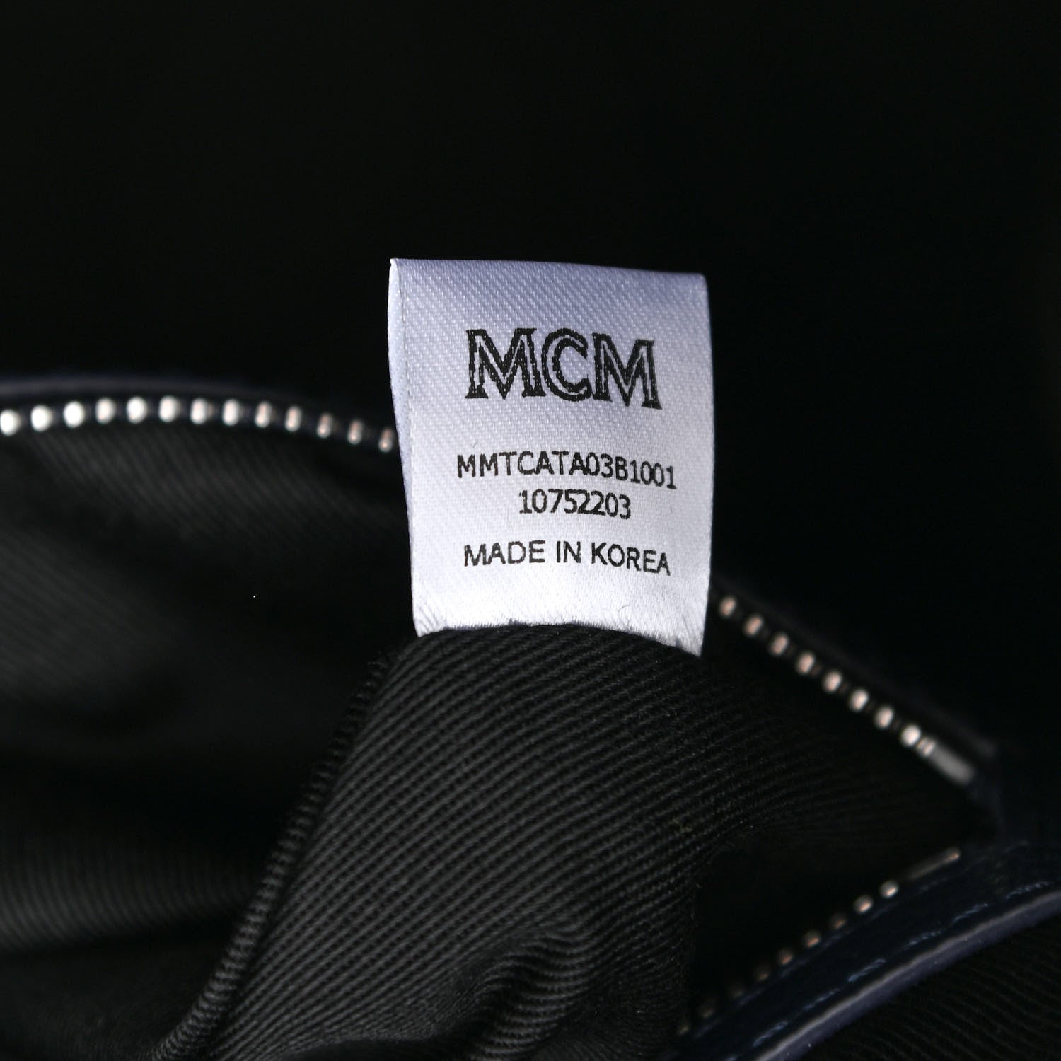 MCM Grained Calfskin Camouflage Small Aren Tote Navy 7 of 9
