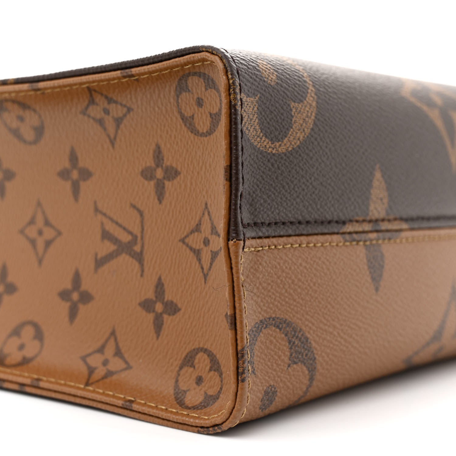 Louis Vuitton Reverse Monogram Giant Onthego PM 8 of 12