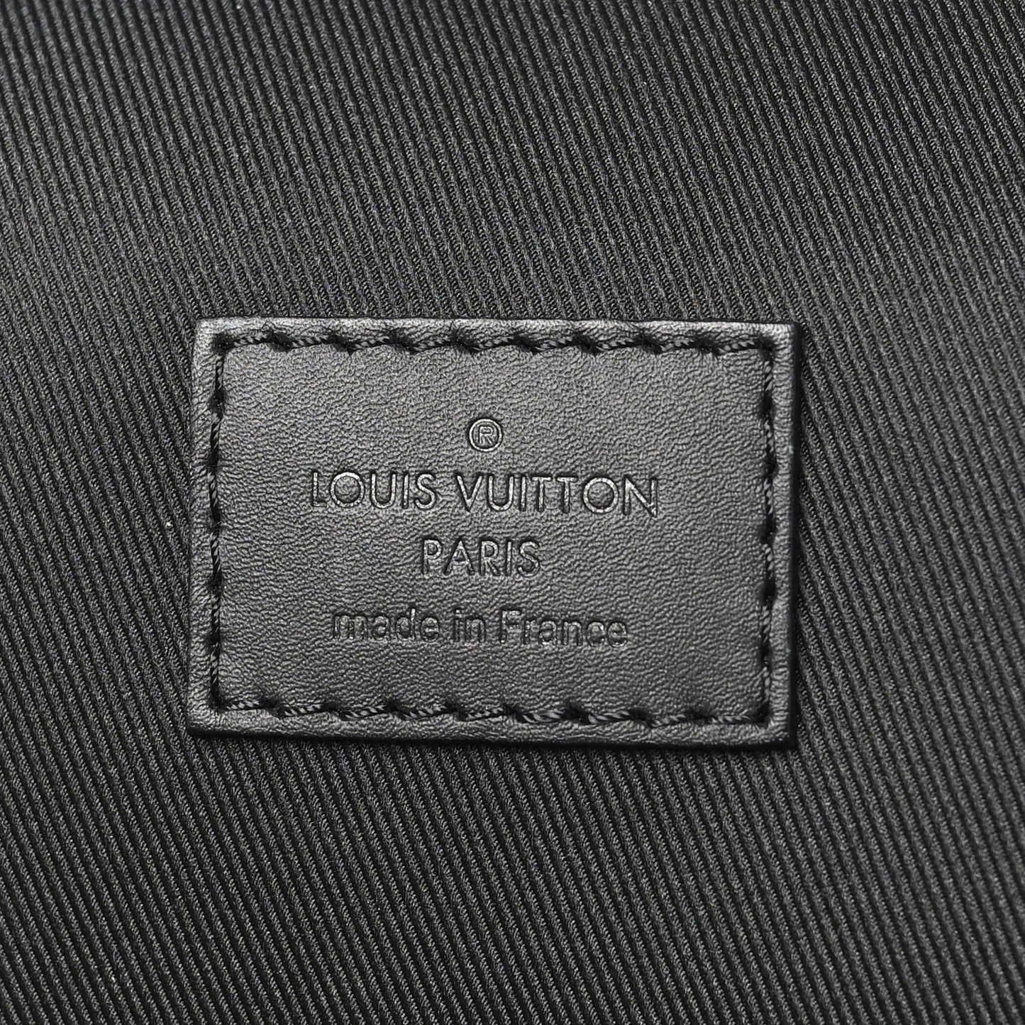 Damier Infini Avenue Sling Bag Onyx