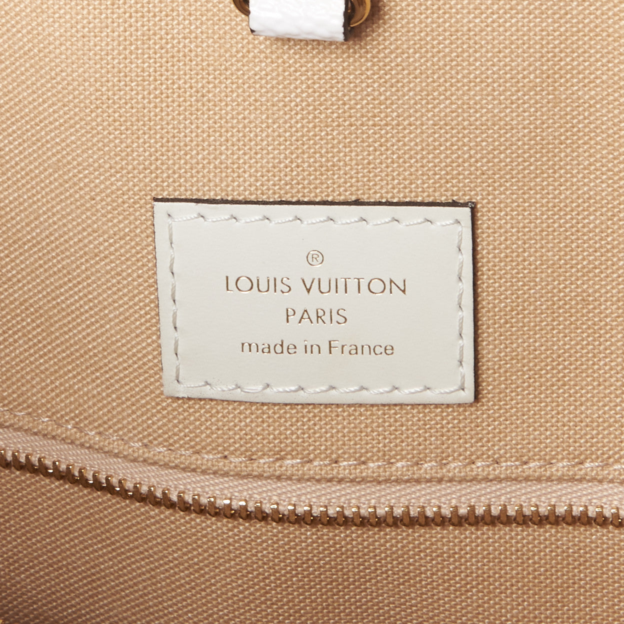 Monogram Giant Onthego GM Kaki Beige