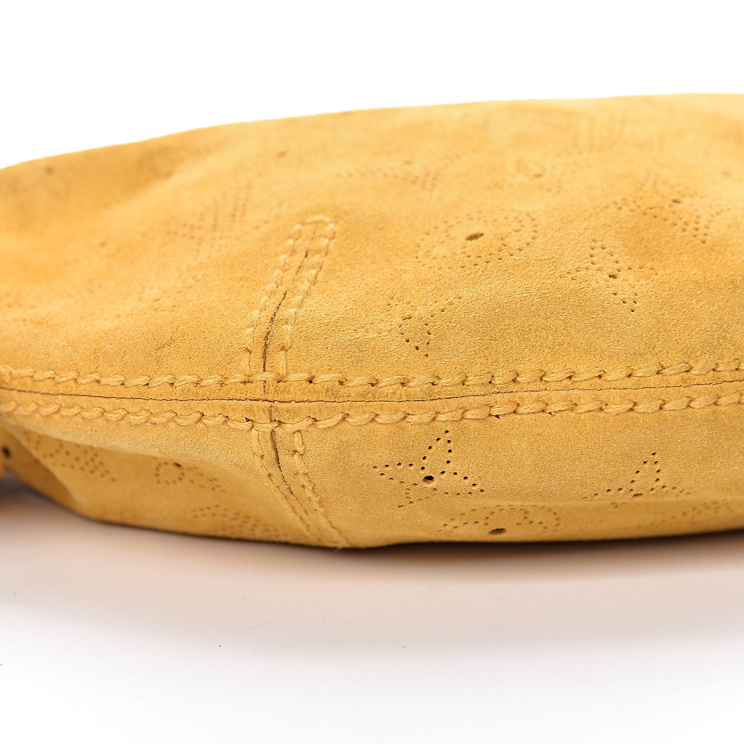 Louis Vuitton Suede Mahina Onatah PM Maize 8 of 10