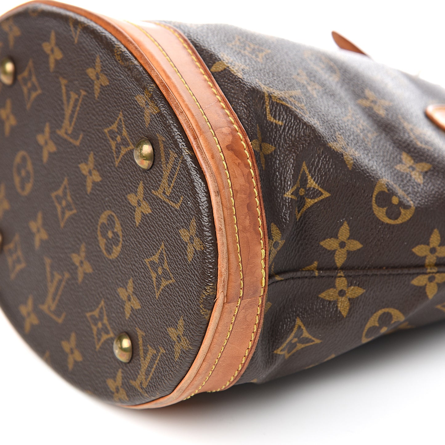 Monogram Petit Bucket 23