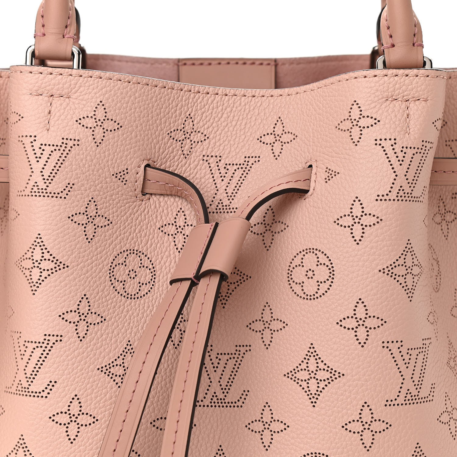 Louis Vuitton Mahina Girolata Magnolia 10 of 10