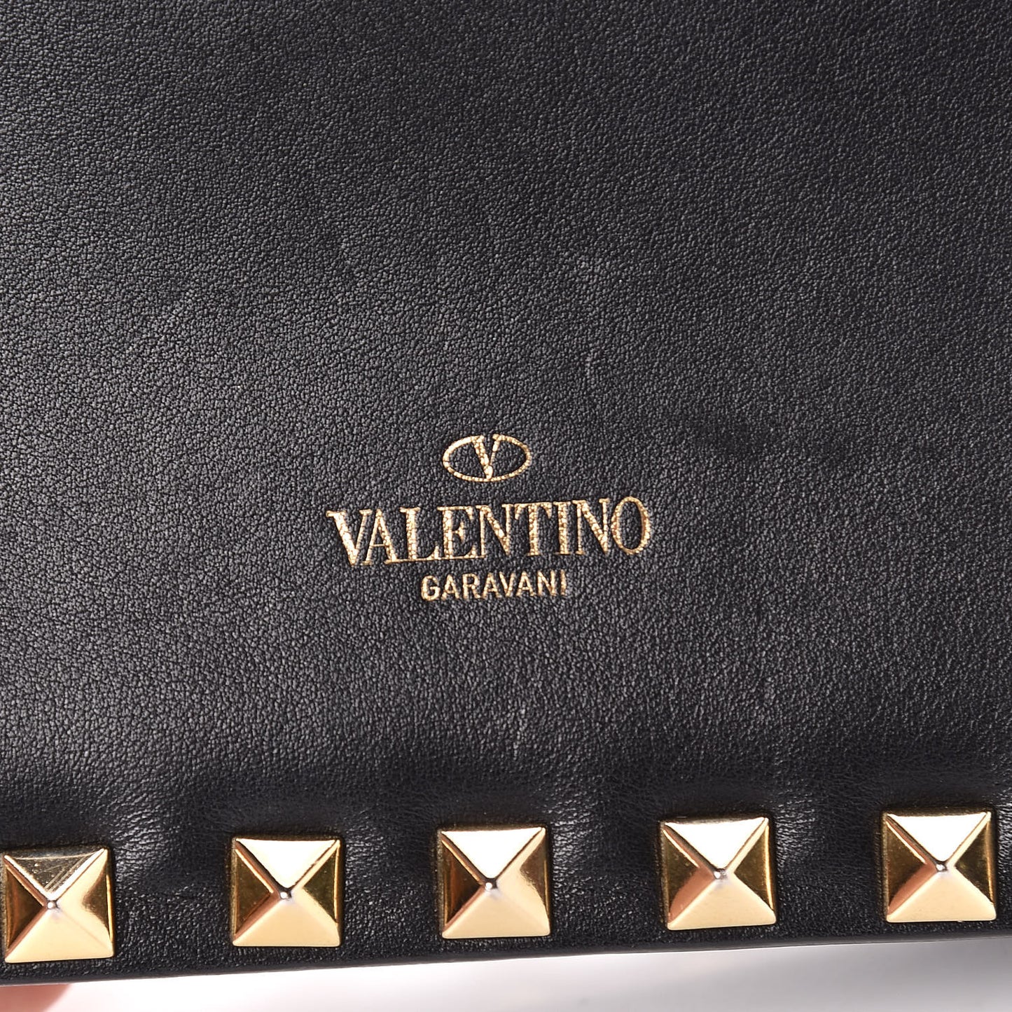 Calfskin Rockstud Wallet on Chain Black