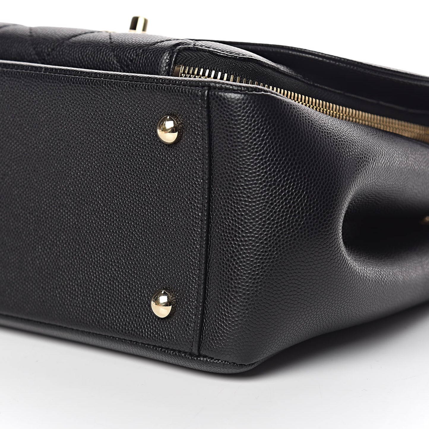 Caviar Quilted Large Business Affinity Flap Black