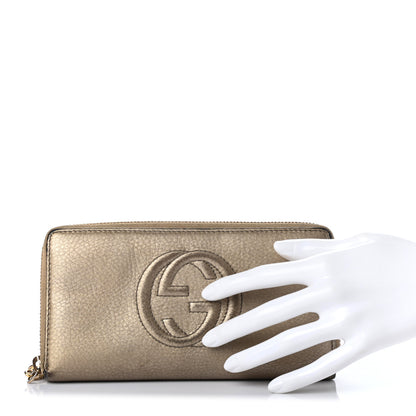 Gucci Metallic Pebbled Calfskin Soho Zip Around Wallet Golden Beige 2 of 13